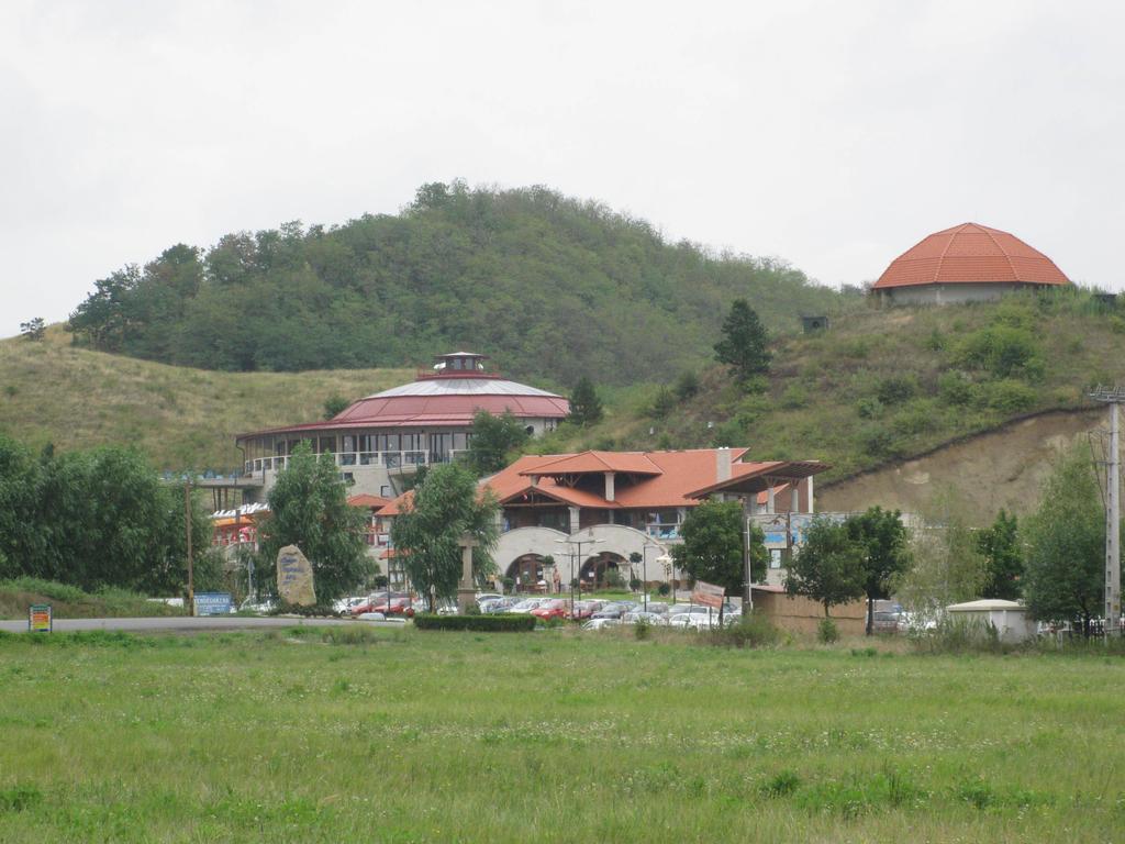 Vidor Vendeghaz Hotel Demjén Exterior foto