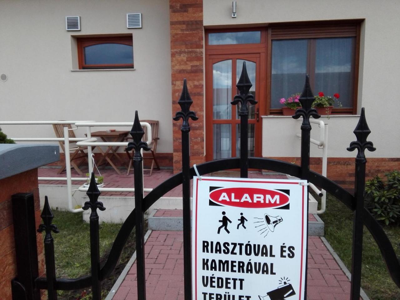 Vidor Vendeghaz Hotel Demjén Exterior foto